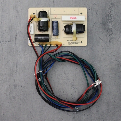 KEF crossover for Q950