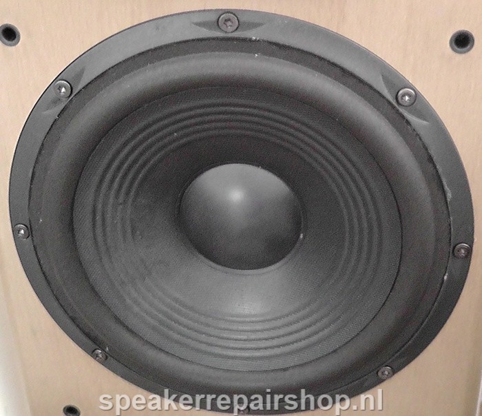 JBL A2208A Tieft&ouml;ner ausgestattet mit einer neuen Gummi-Sicke