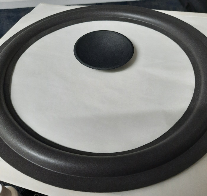 Schaumsicke und Staubschutz f&uuml;r REL Q100 / Q100E Woofer