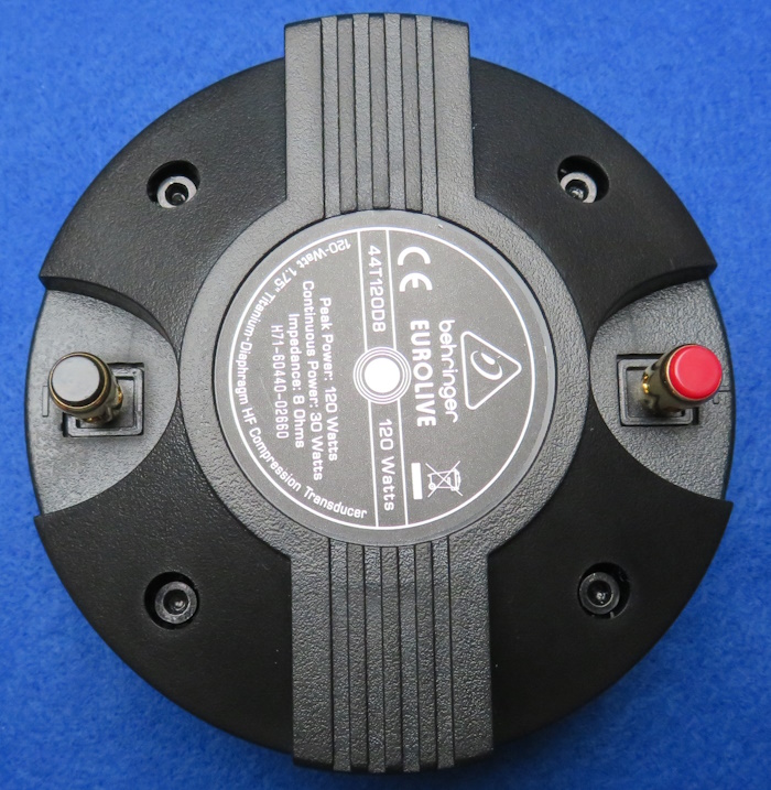 Ersetzen der Behringer Eurolive 44T120D8 Hochtönermembran - setzen Sie die Abdeckung wieder auf den Hochtöner